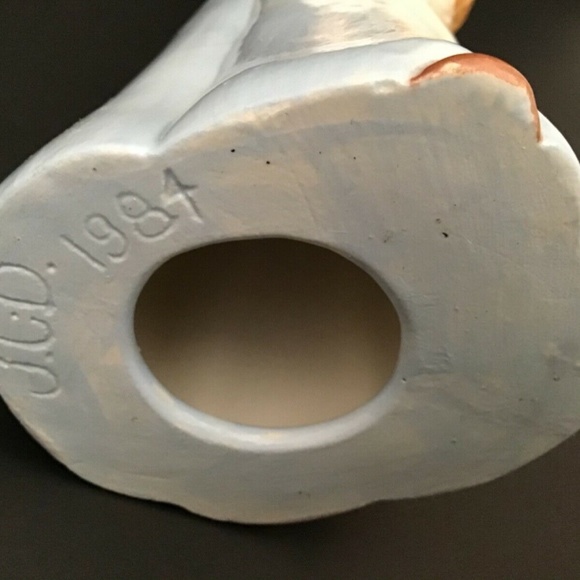 Porcelain Women Figurine Decorative Collectibles - Picture 5 of 5